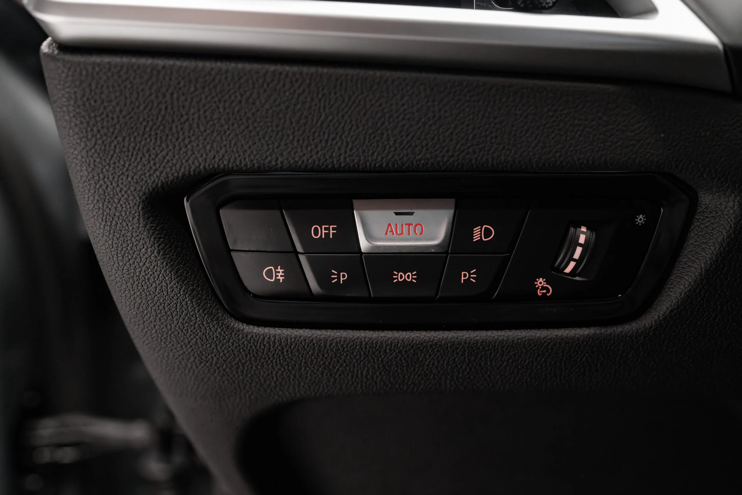 2025 BMW 330i xDrive, 18/30
