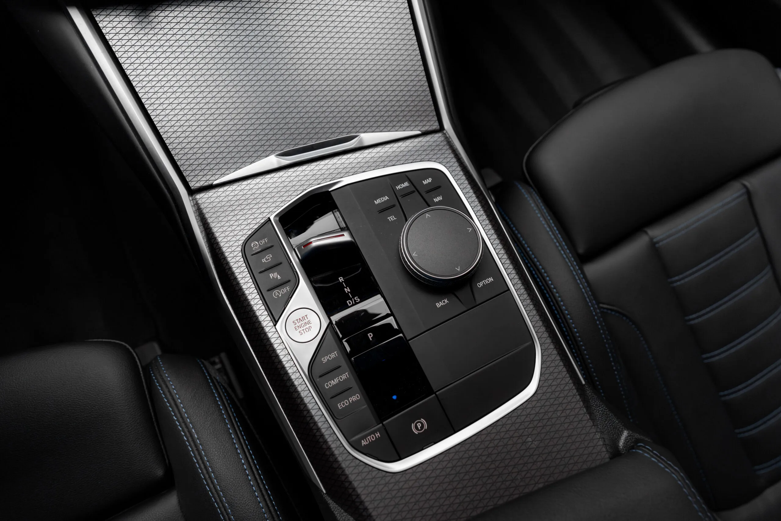 2025 BMW 330i xDrive, 27/30