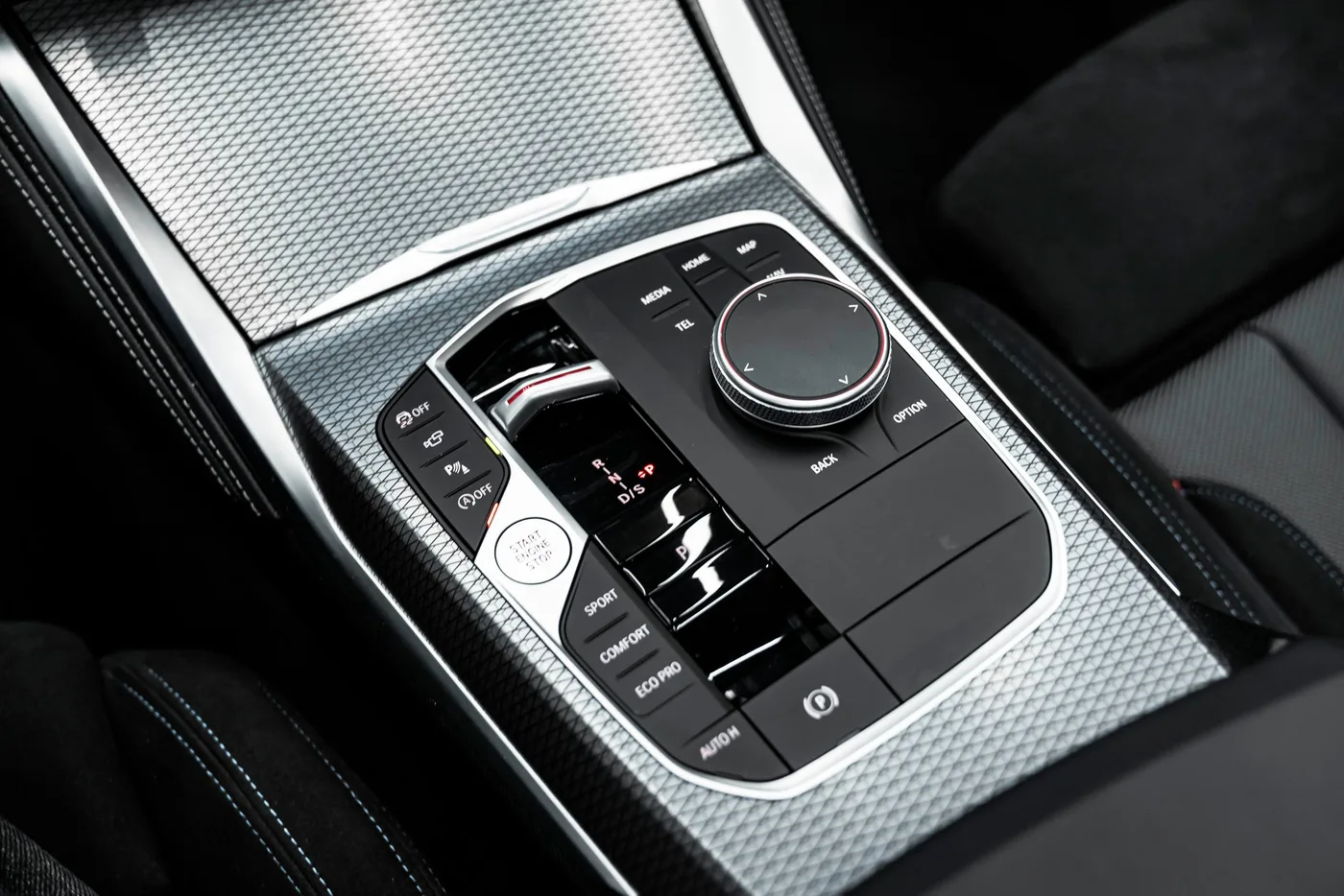 2025 BMW M440i xDrive, Gran Coupé offered by a specialist dealer in Bratislava, Slovakia, photo 13 of 15