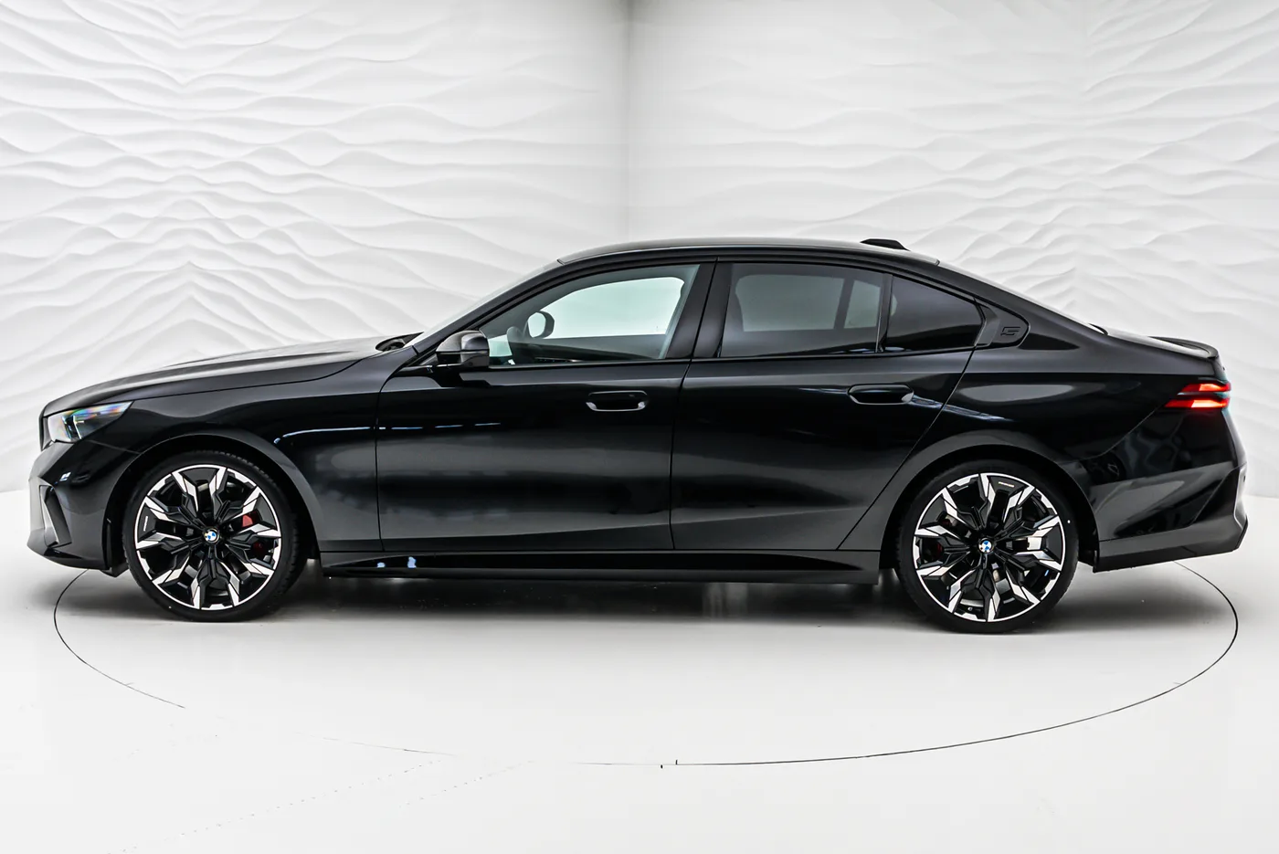 2025 BMW 520d xDrive angeboten von einem Fachhändler in Sengenthal, Deutschland, Foto 3 von 10