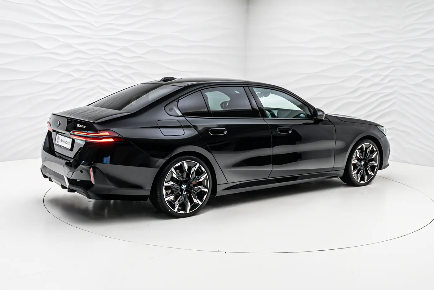2025 BMW 520d xDrive angeboten von einem Fachhändler in Sengenthal, Deutschland, Foto 6 von 10