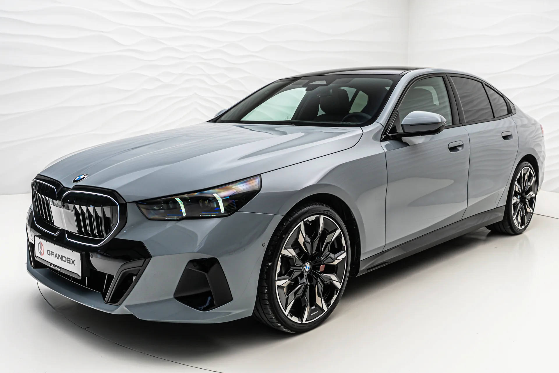 2025 BMW 520d xDrive offered by a specialist dealer in Sengenthal, Germany, main photo