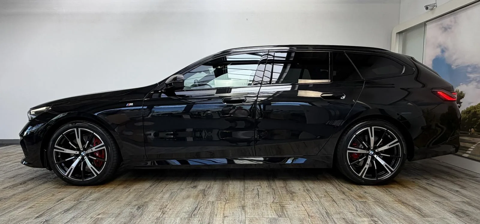 2025 BMW 540d Touring, 3/30