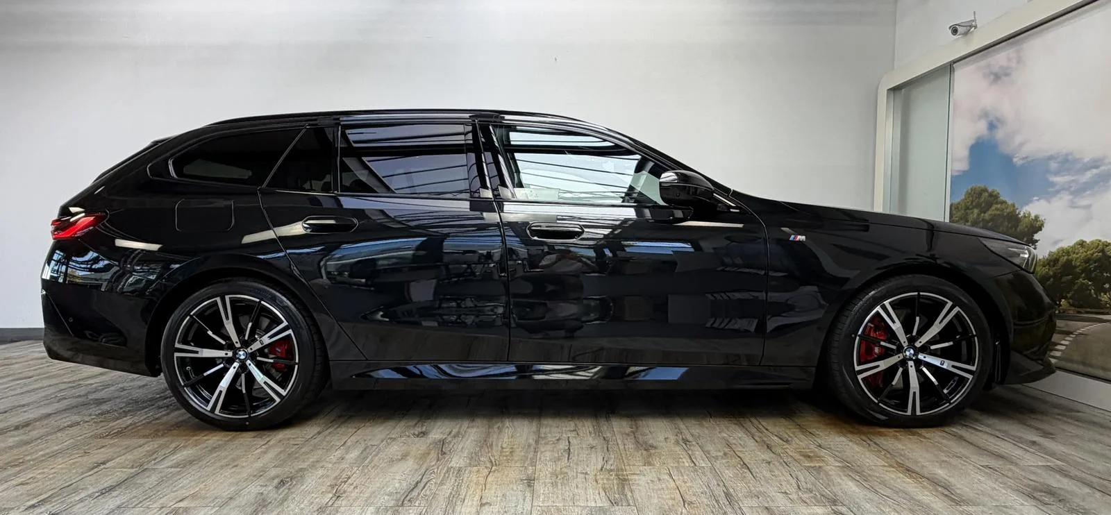 2025 BMW 540d Touring, 4/30