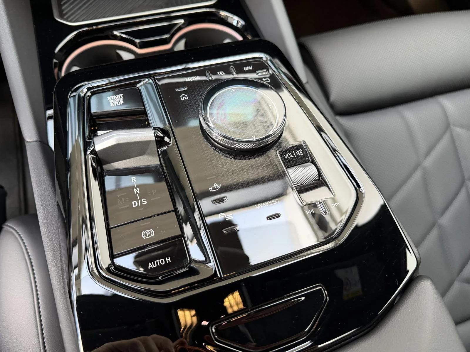 2025 BMW 540d Touring, 12/30