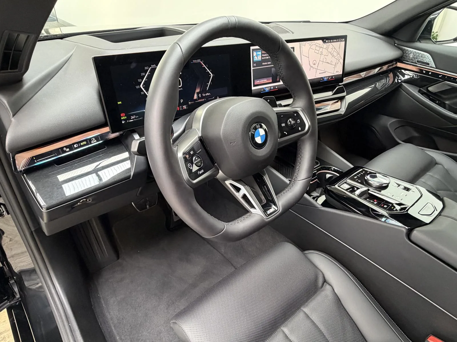 2025 BMW 540d Touring, 8/30