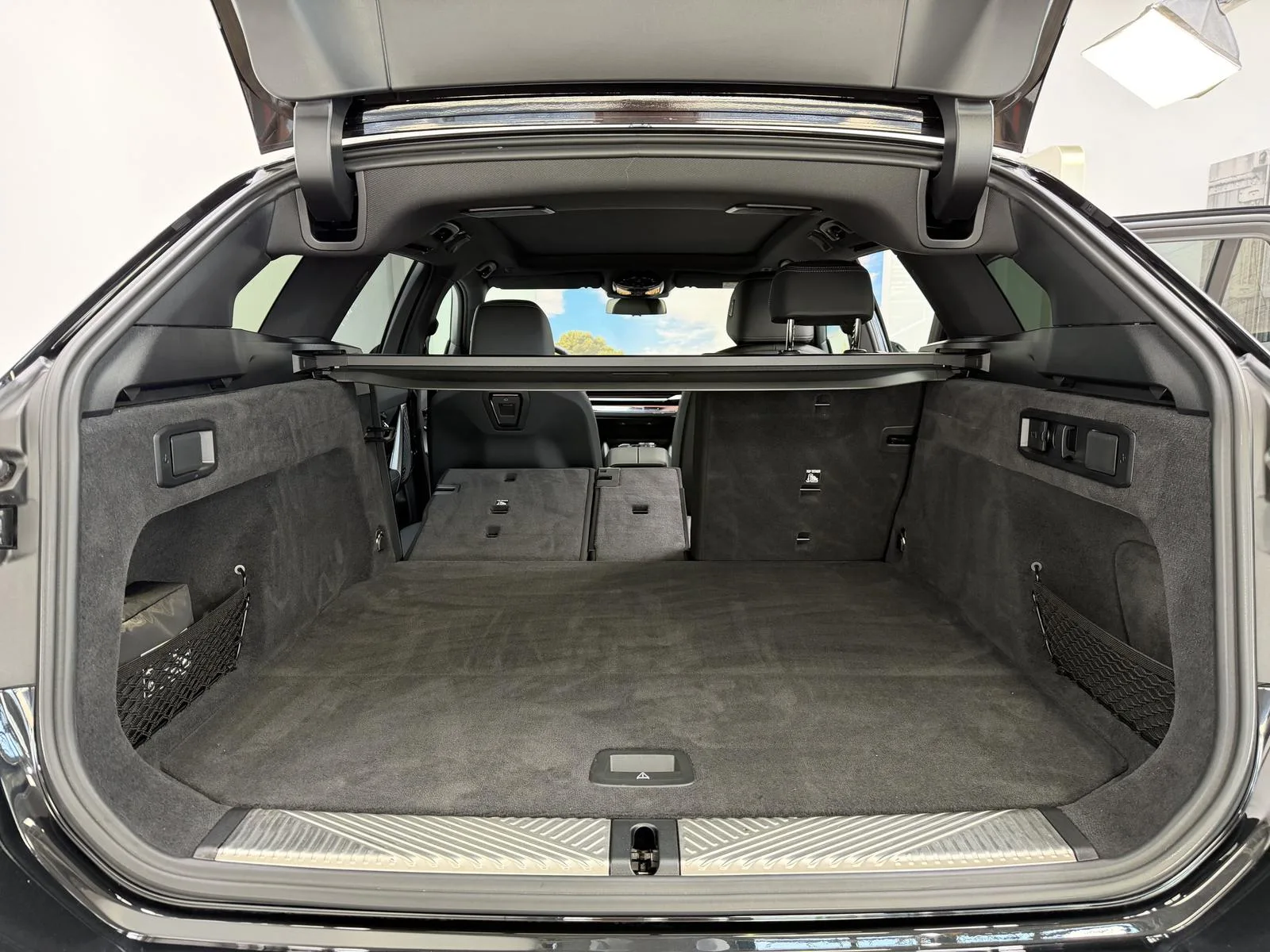 2025 BMW 540d Touring, 26/30