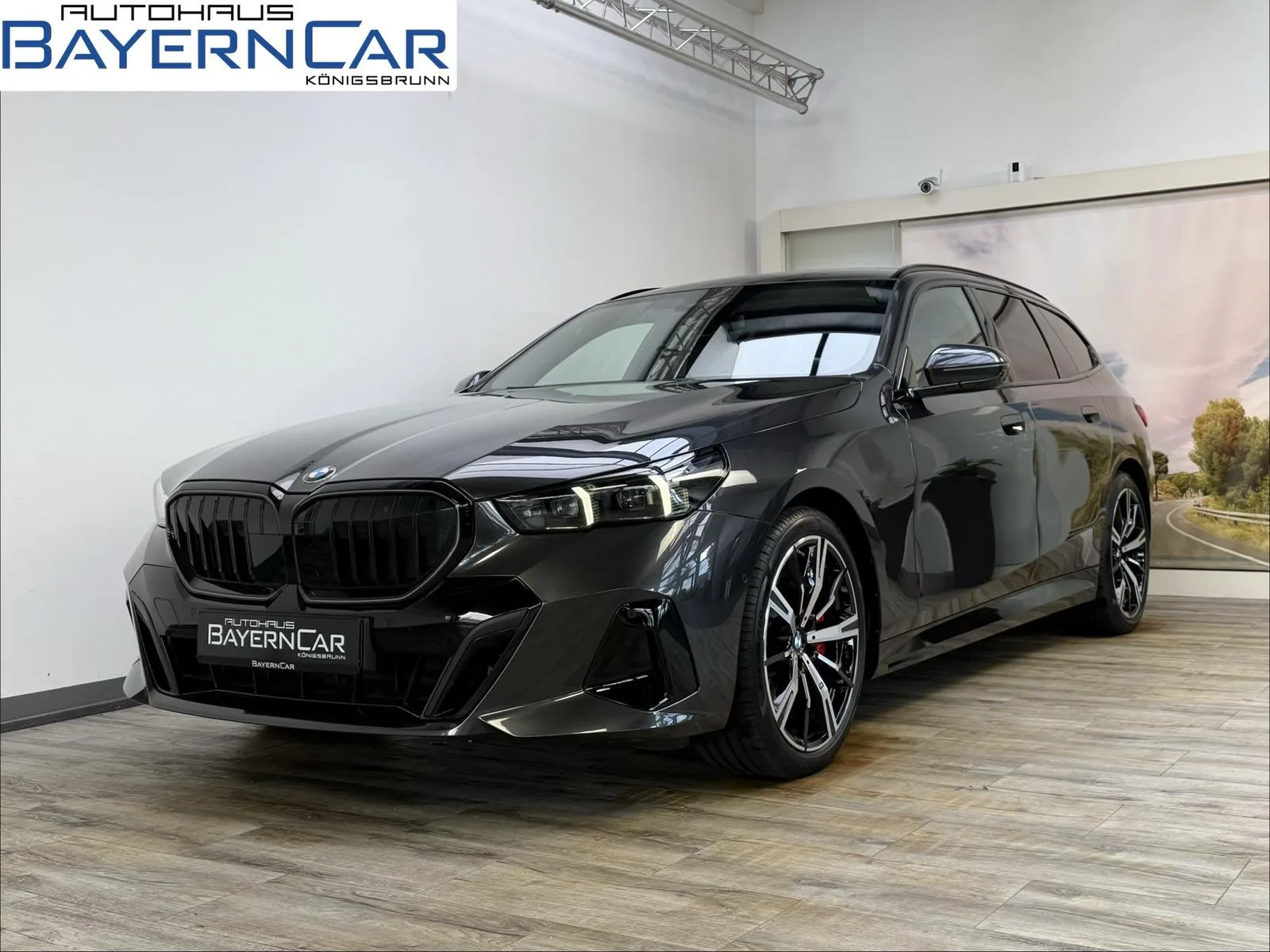 2025 BMW 540d Touring angeboten von einem Fachhändler in Königsbrunn, Deutschland, Hauptfoto