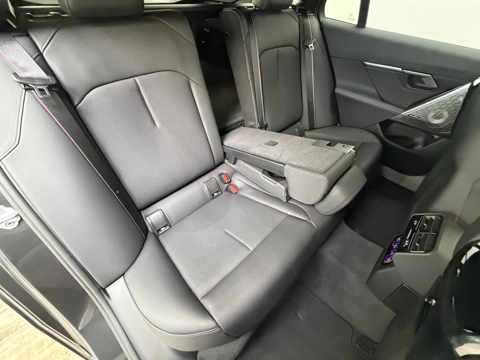 2025 BMW 540d Touring, 24/30