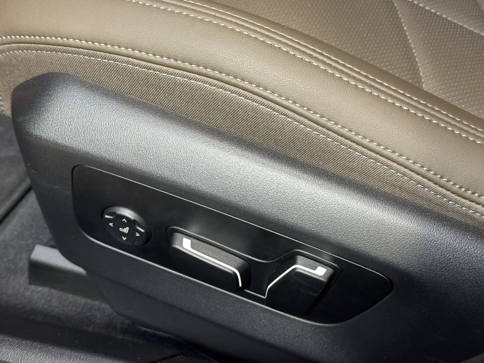 2025 BMW 540d Touring, 17/30