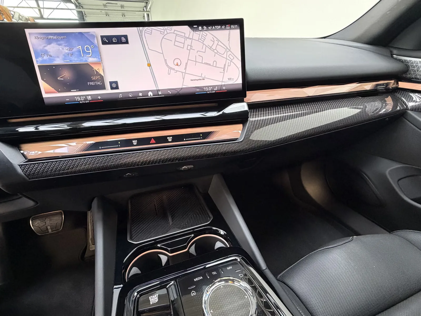 2025 BMW 540d Touring, 9/30