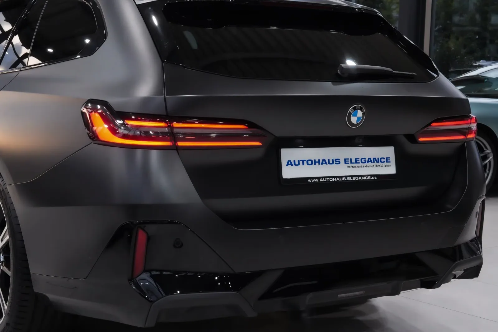 2025 BMW 540d Touring, 9/30
