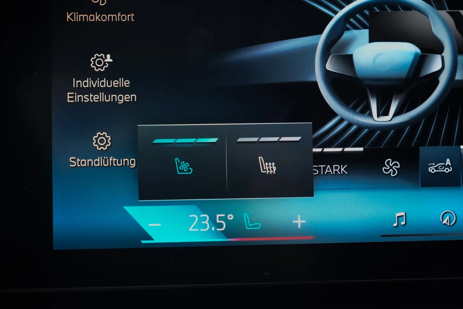 2025 BMW 540d Touring, 22/30