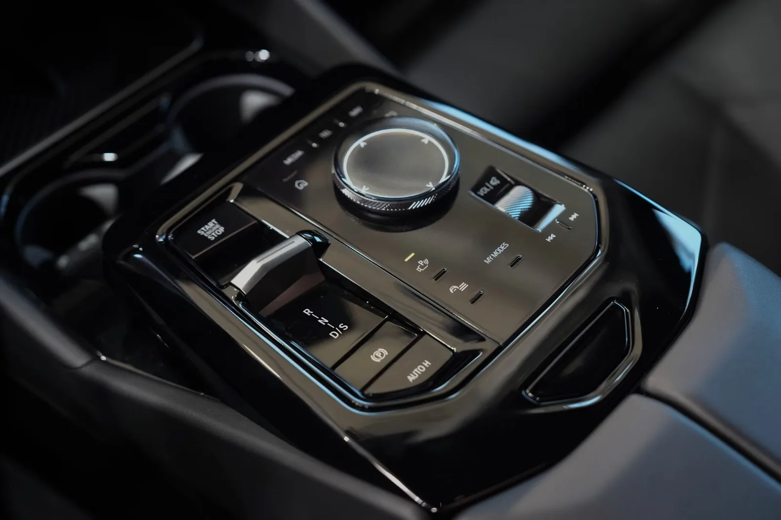 2025 BMW 540d Touring, 23/30