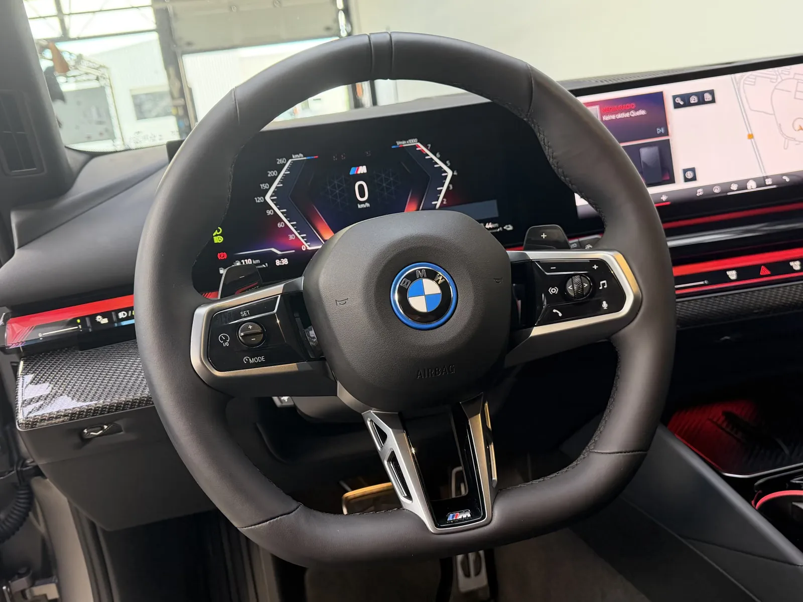 2025 BMW 550e Touring, 9/30
