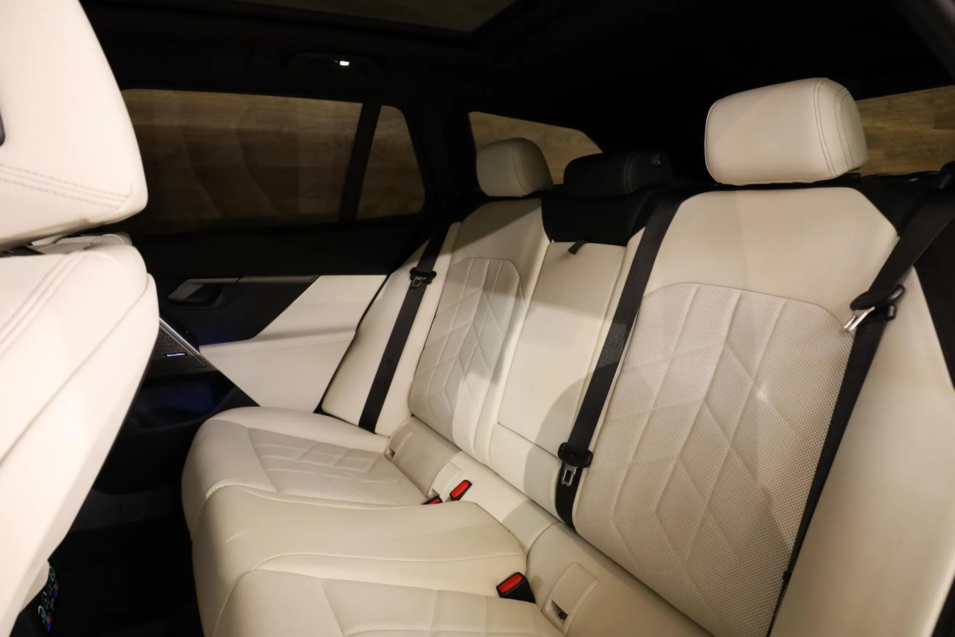 2025 BMW 550e xDrive Touring, 9/30