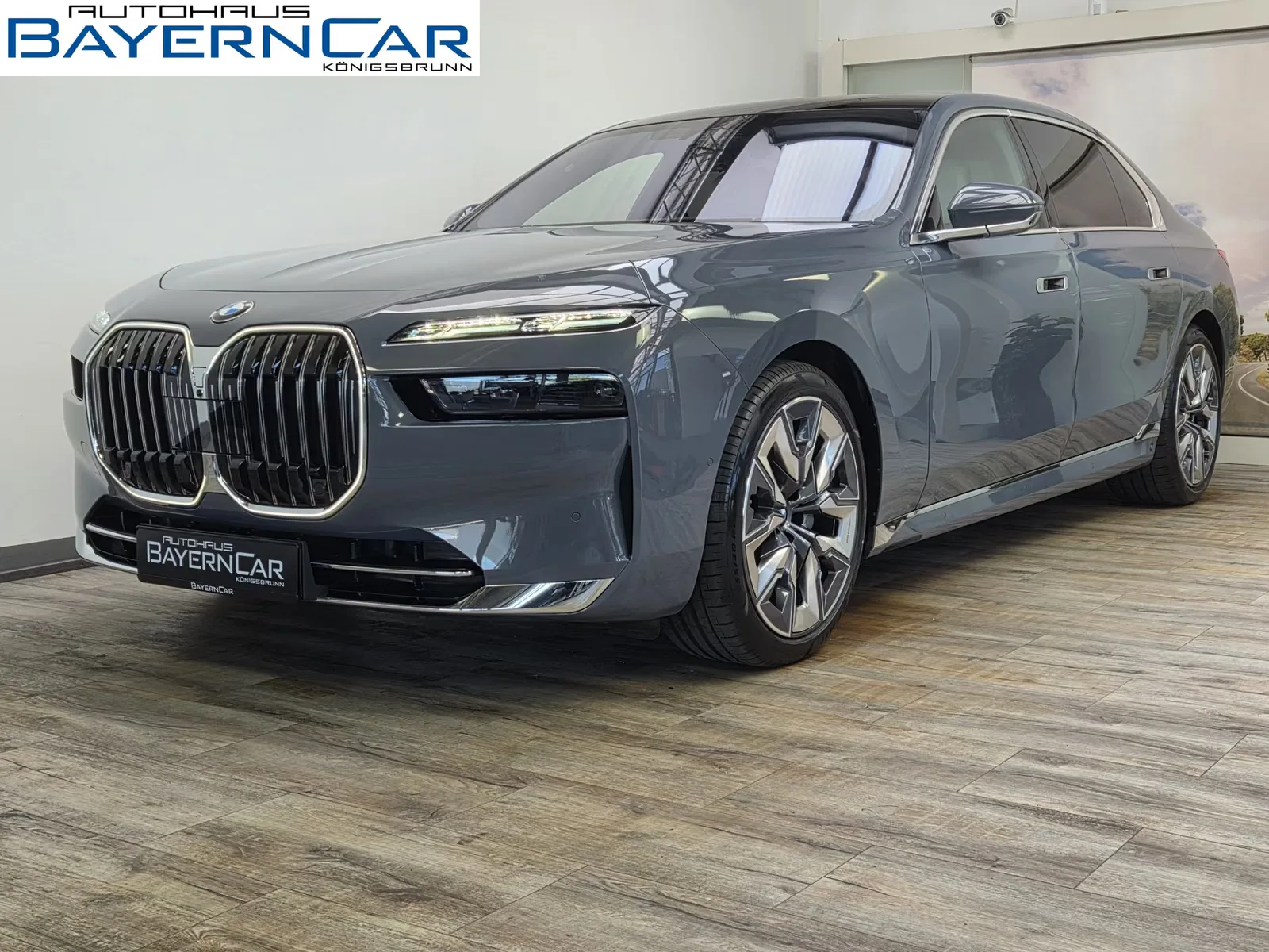 2025 BMW 740d Design Pure Excellence angeboten von einem Fachhändler in Königsbrunn, Deutschland, Hauptfoto