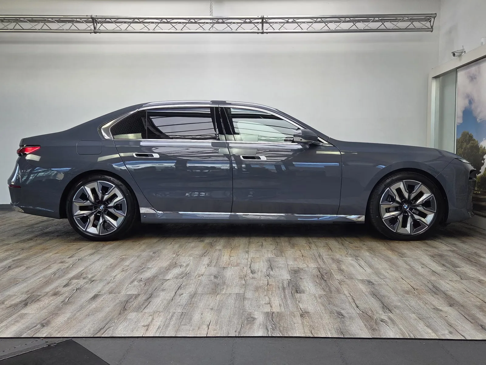 2025 BMW 740d Design Pure Excellence, 4/30