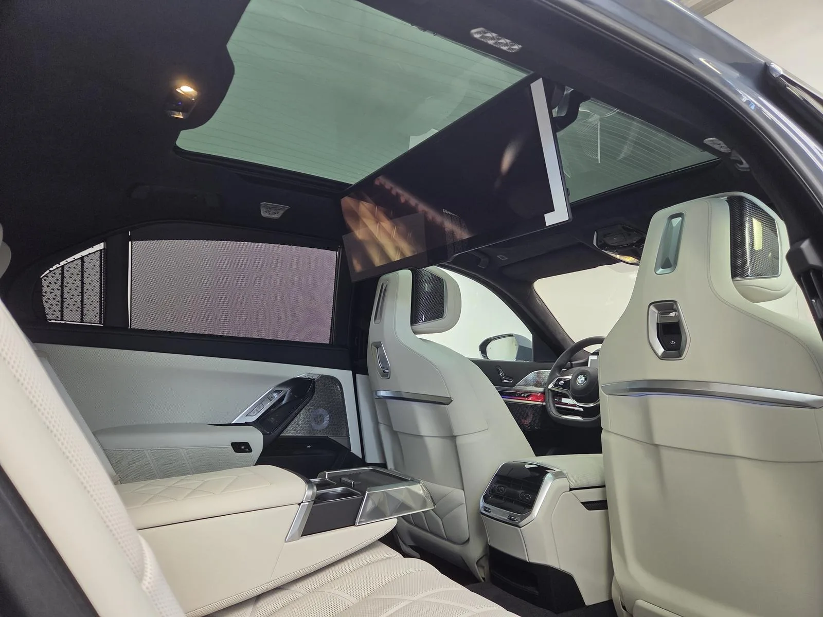 2025 BMW 740d Design Pure Excellence, 26/30