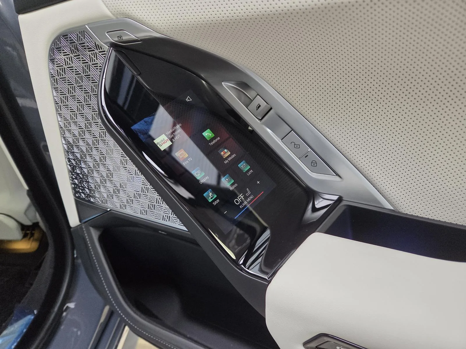 2025 BMW 740d Design Pure Excellence, 30/30