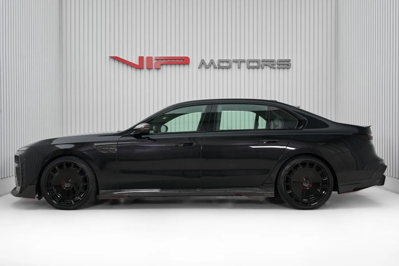 2025 BMW 760i Mansory, 7/18