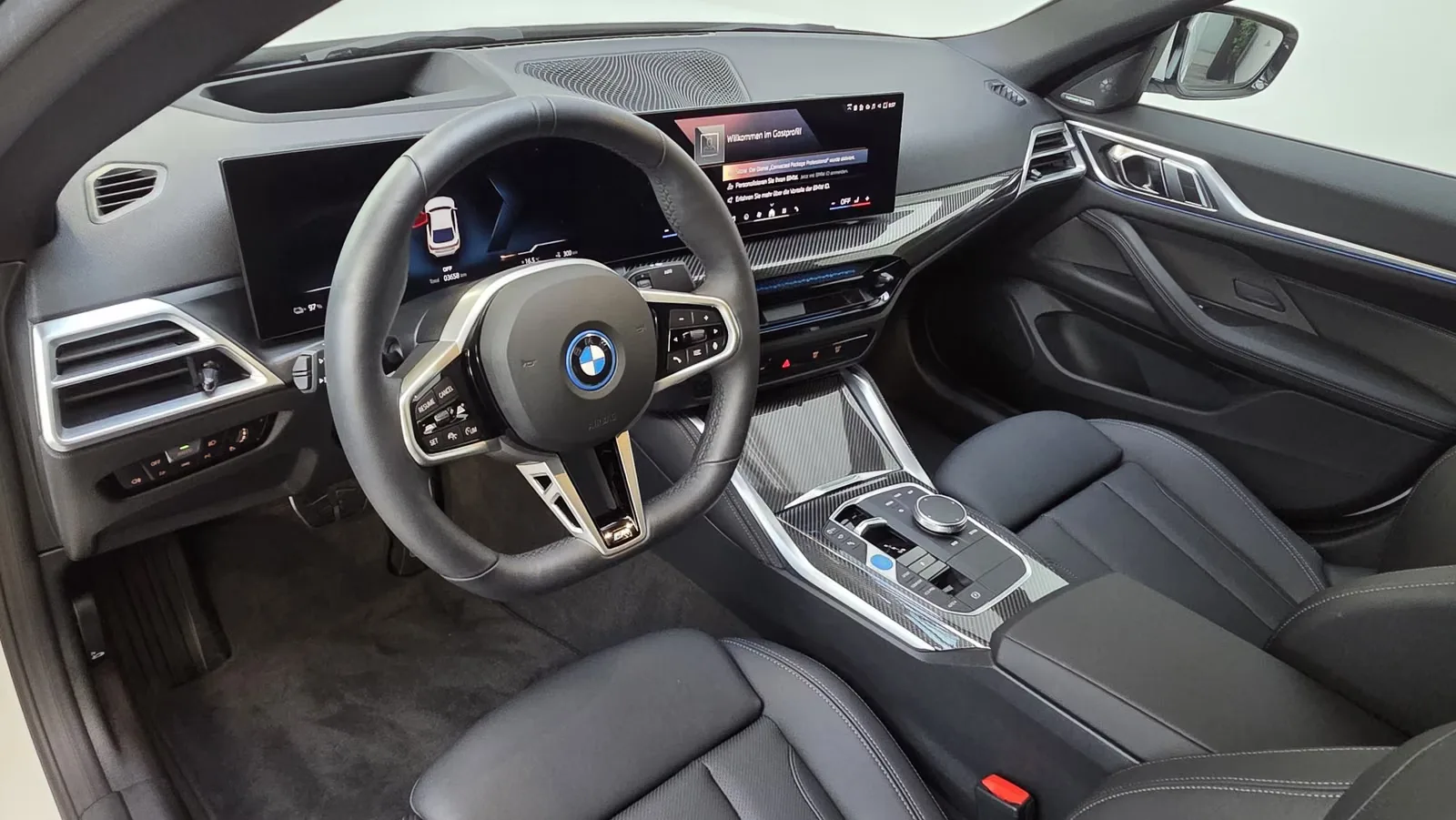 2025 BMW i4 xDrive40 M Sport Pro, 8/30