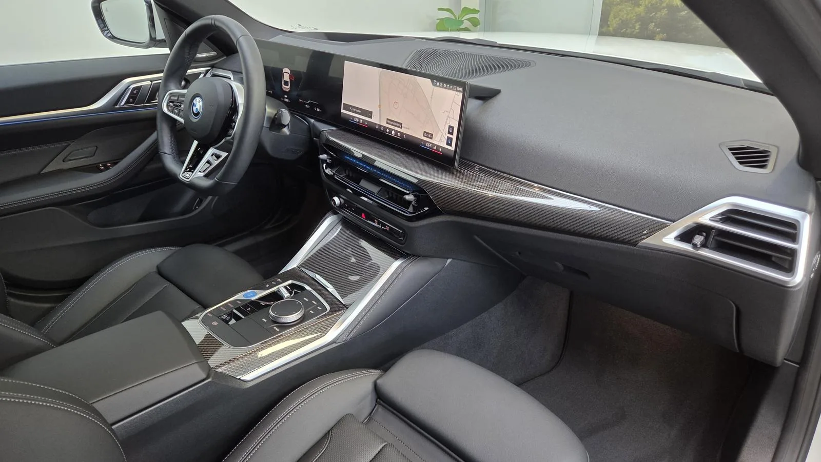 2025 BMW i4 xDrive40 M Sport Pro, 30/30