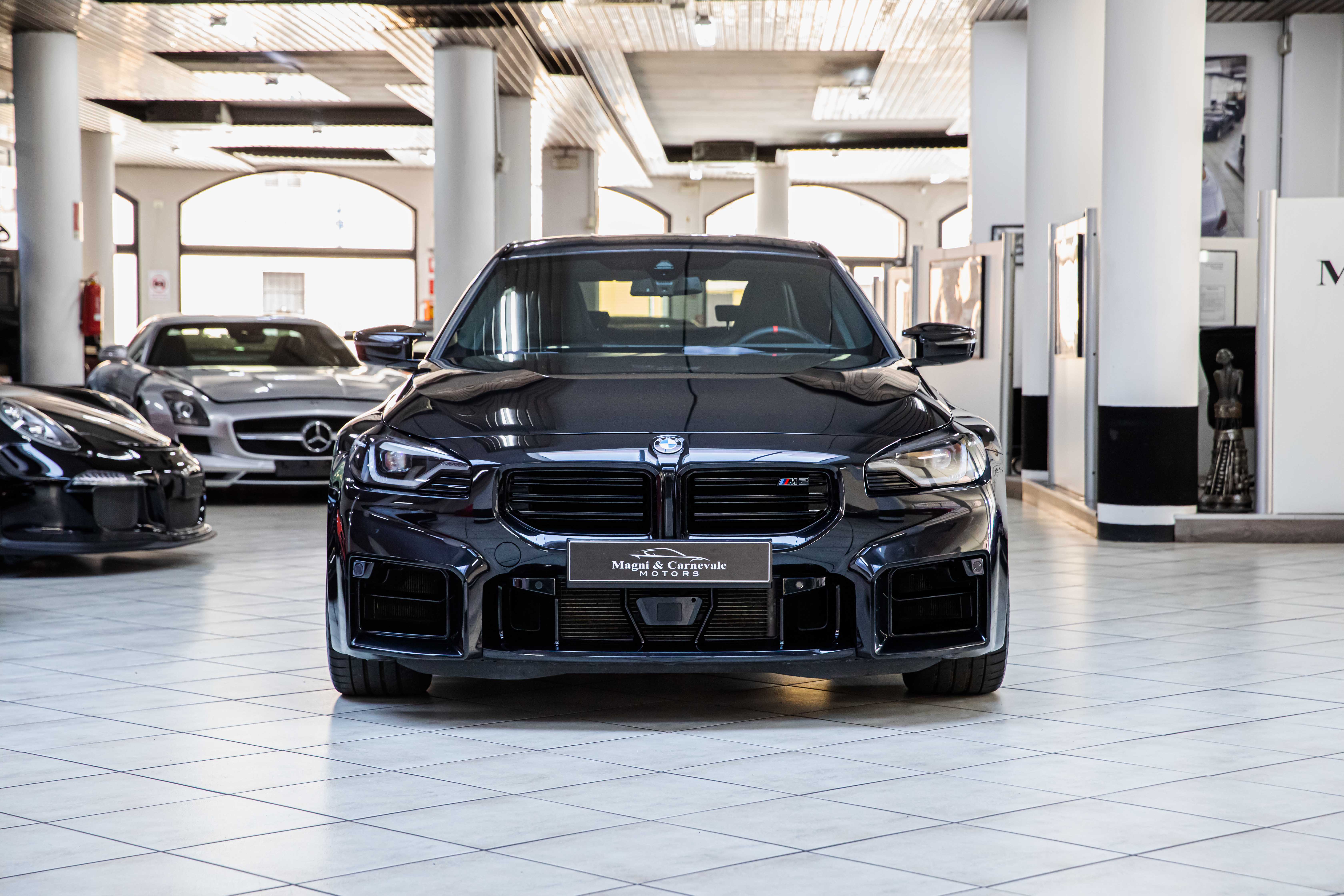2025 BMW M2 angeboten von einem Fachhändler in Milan, Italien, Foto 6 von 20