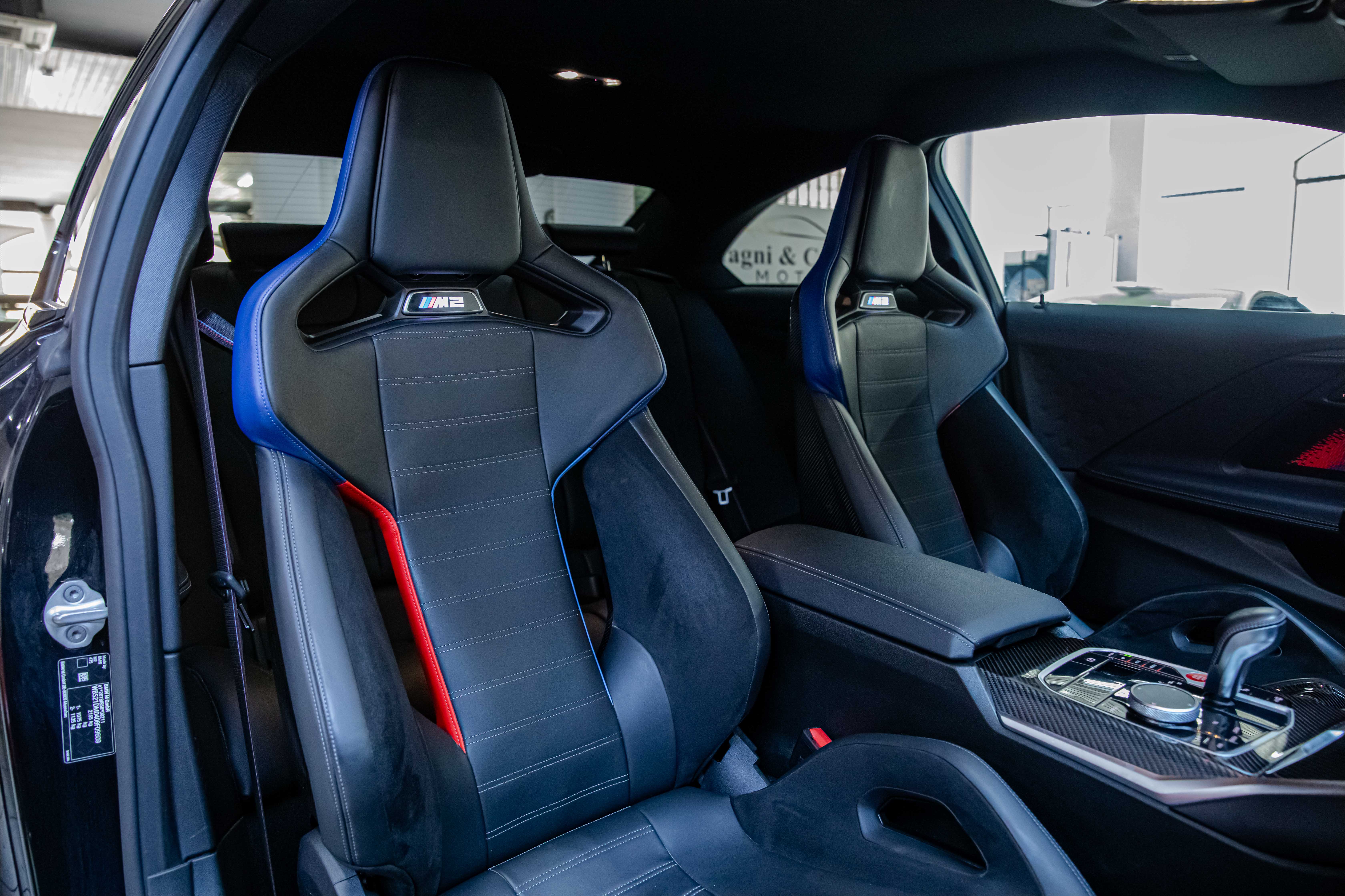 2025 BMW M2 angeboten von einem Fachhändler in Milan, Italien, Foto 16 von 20