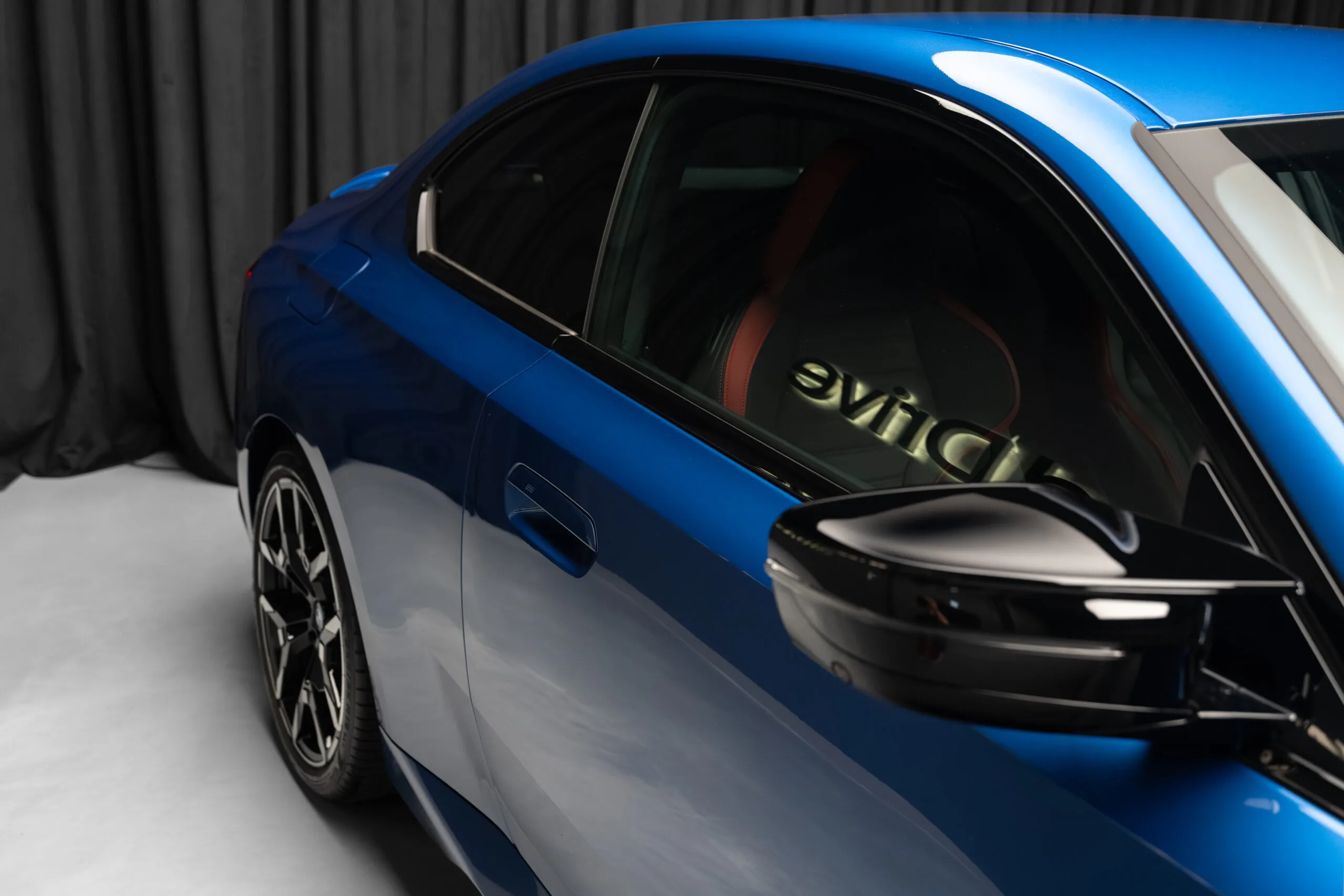2025 BMW M240i xDrive Coupé, 4/30