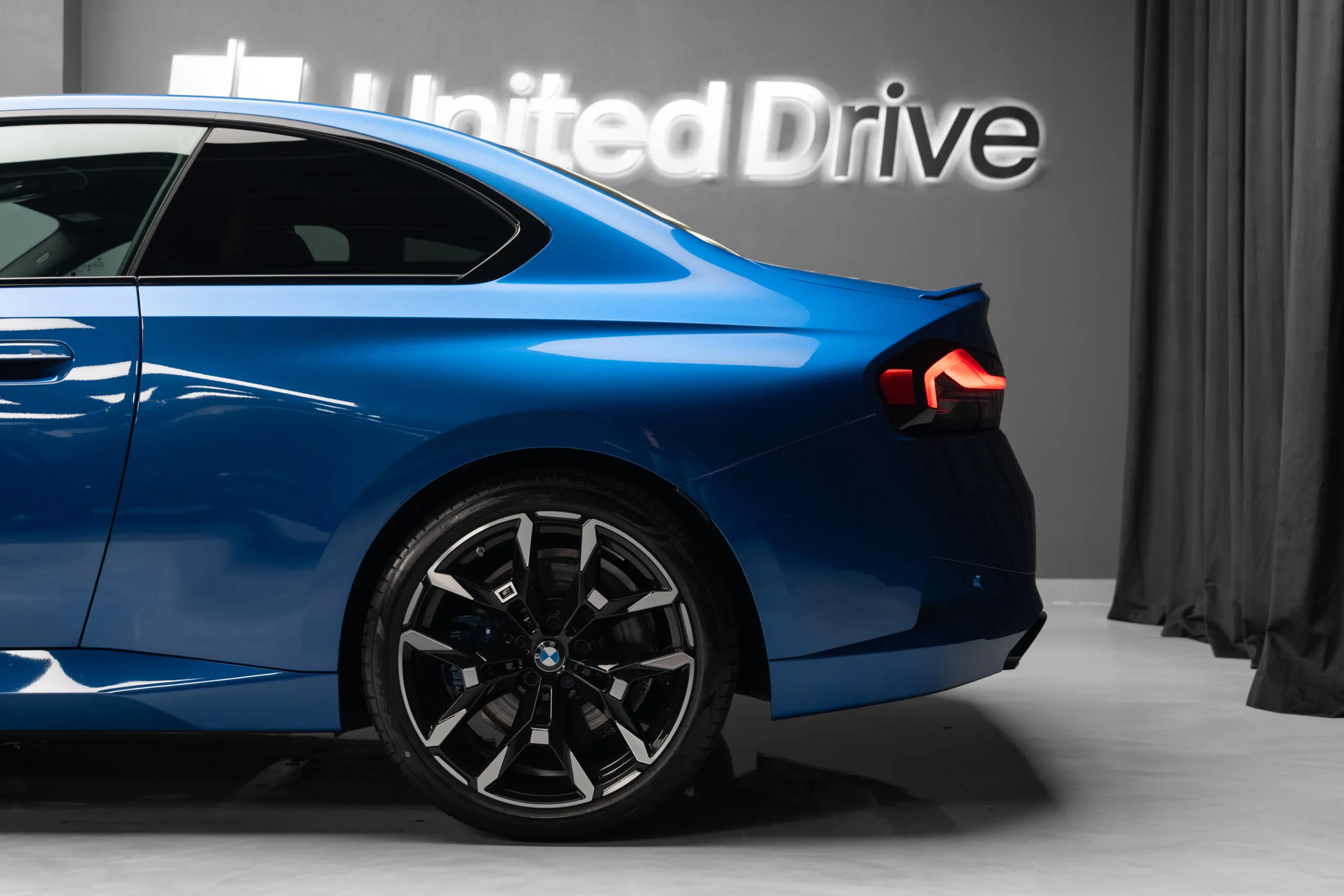 2025 BMW M240i xDrive Coupé, 9/30