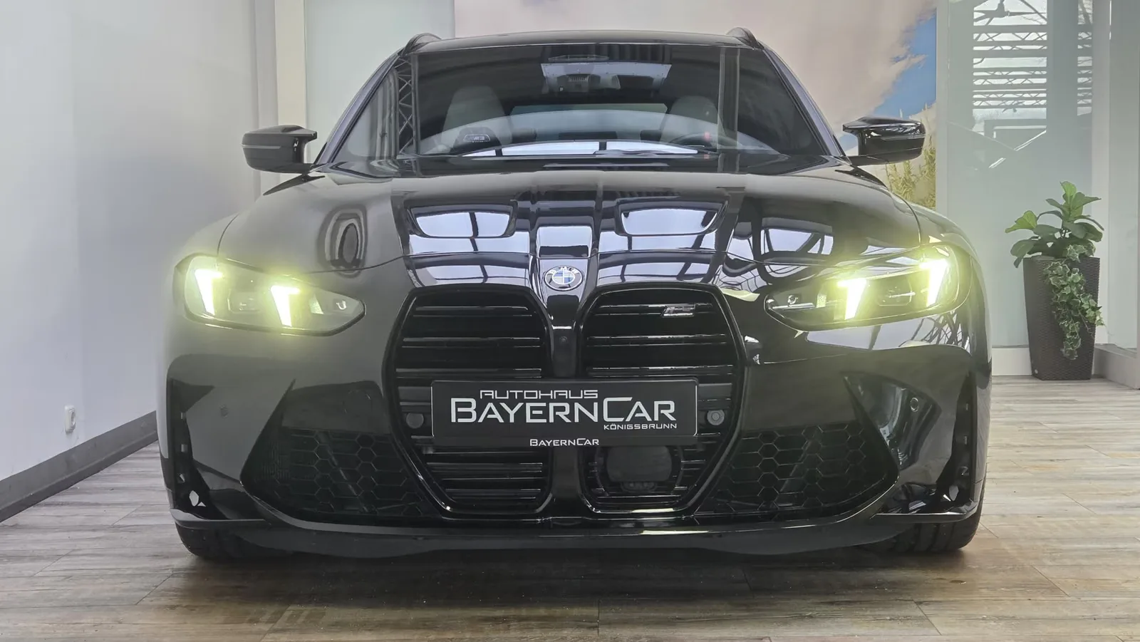 2025 BMW M3 Competition Touring M xDrive, 2/30