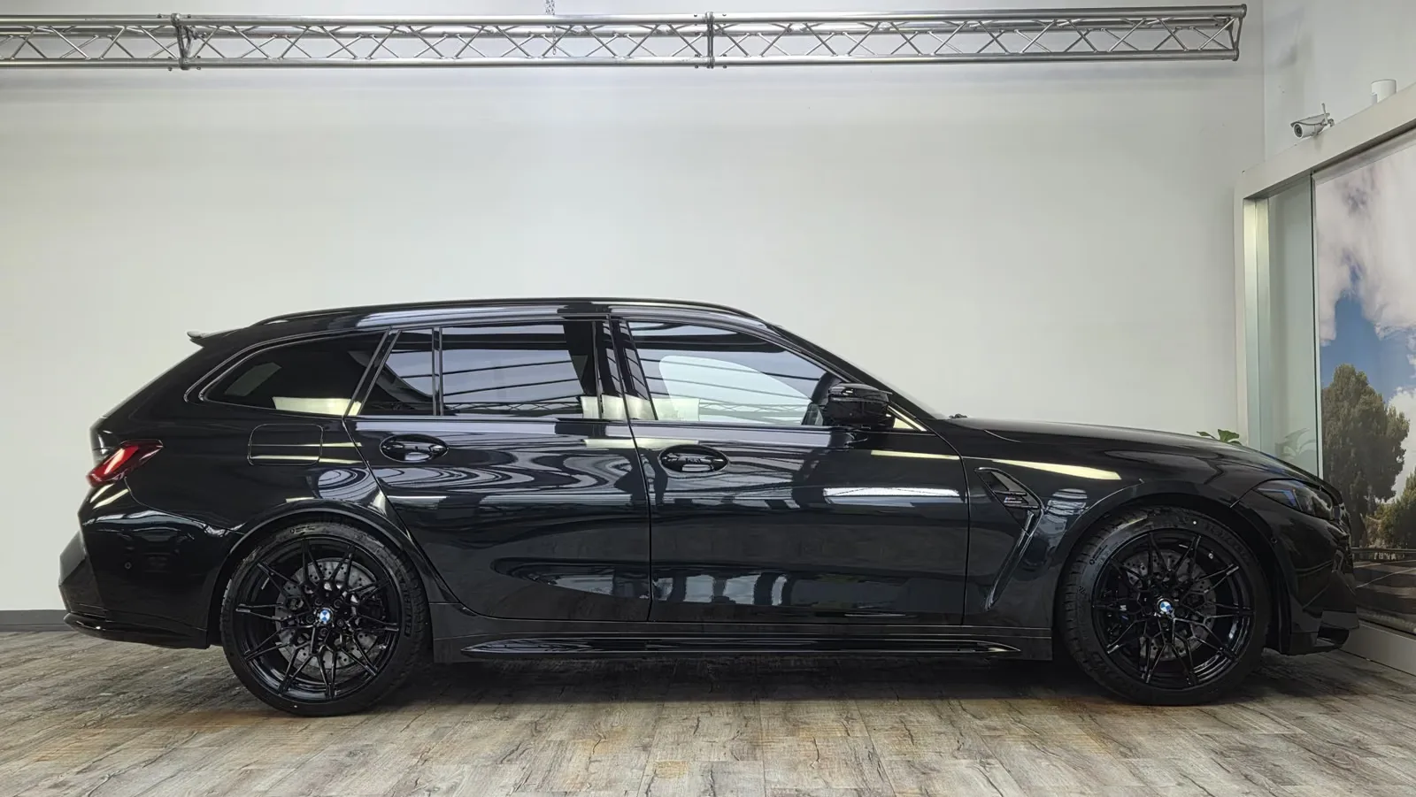2025 BMW M3 Competition Touring M xDrive, 4/30