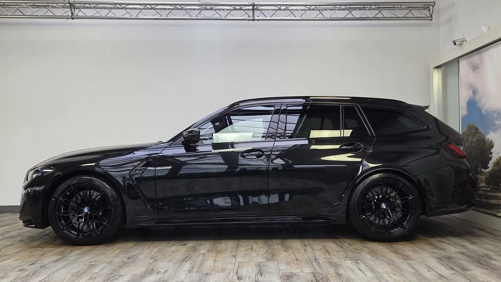2025 BMW M3 Competition Touring, 3/30