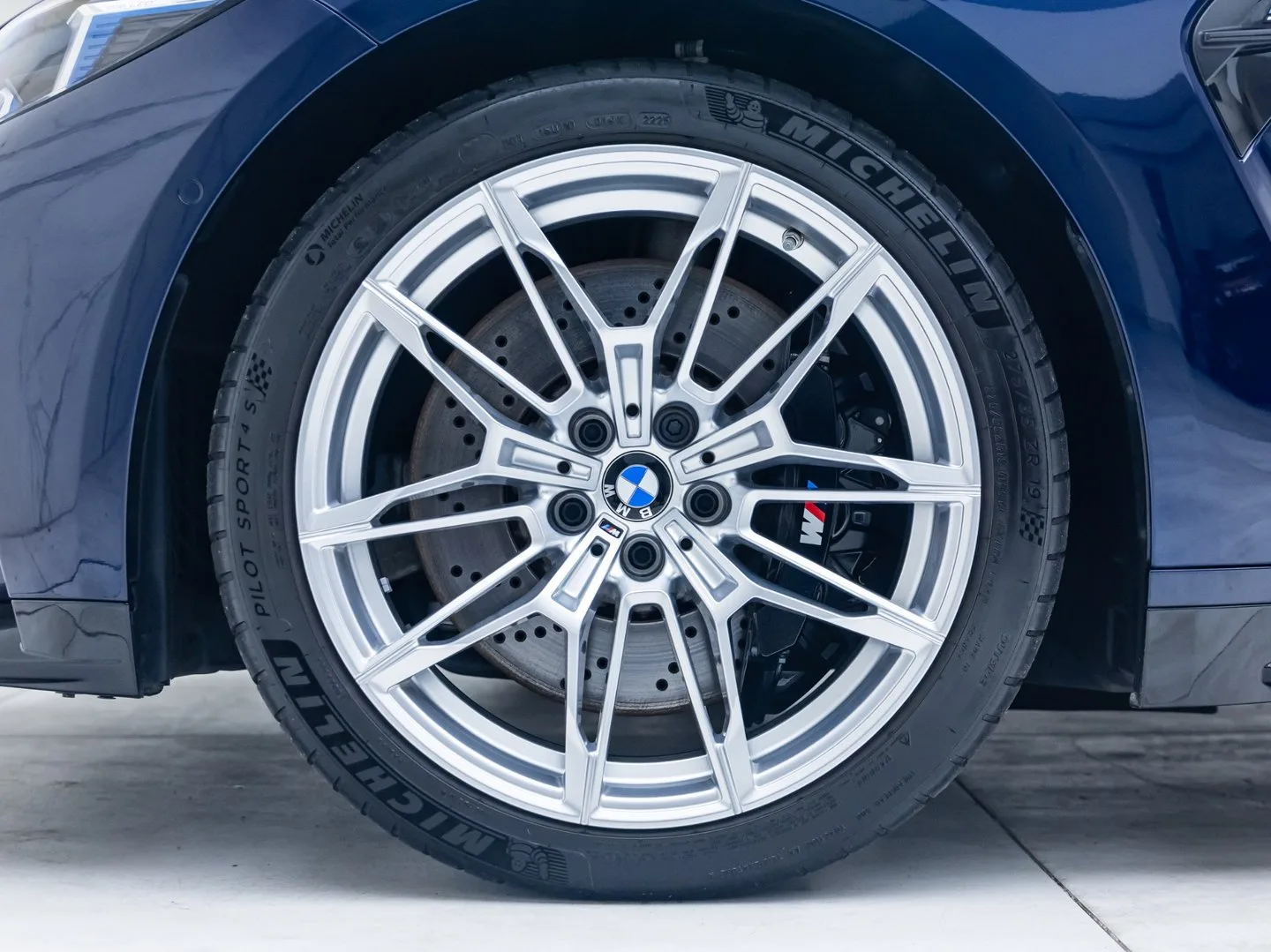2025 BMW M3 Competition Touring, 18/30