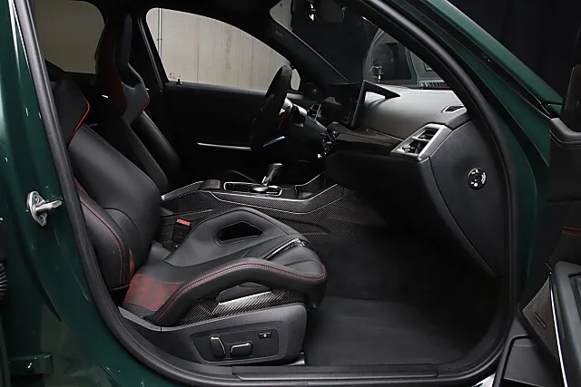 2025 BMW M3 CS Touring, 21/30