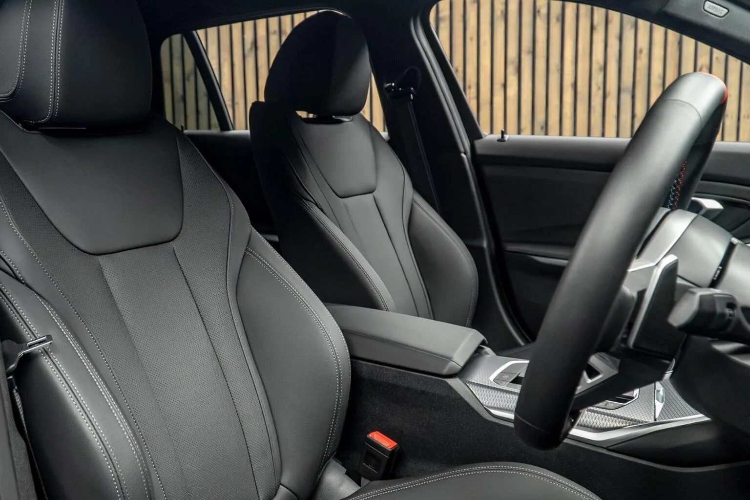 2025 BMW M340i xDrive Touring, 2/30
