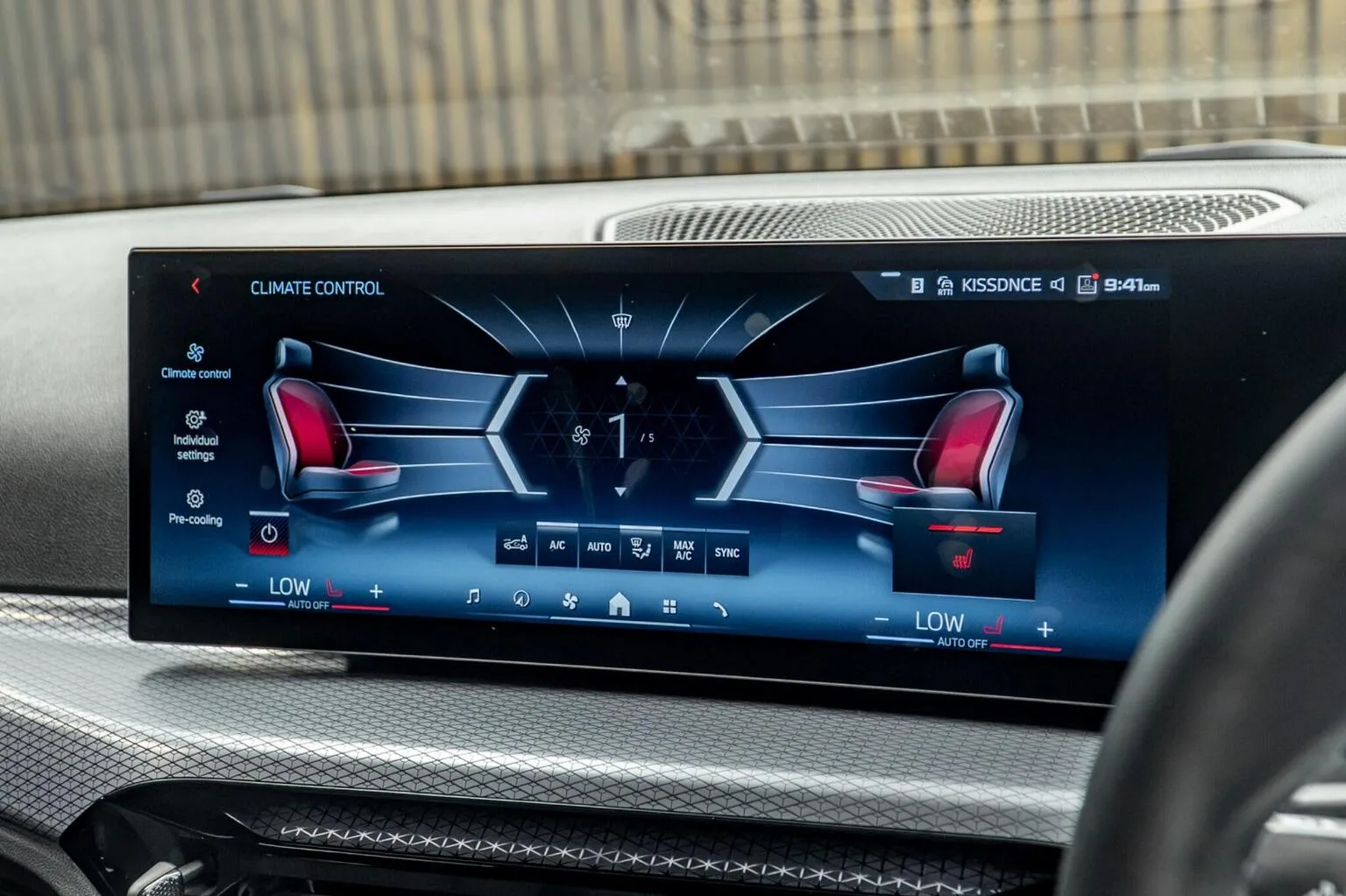 2025 BMW M340i xDrive Touring, 29/30