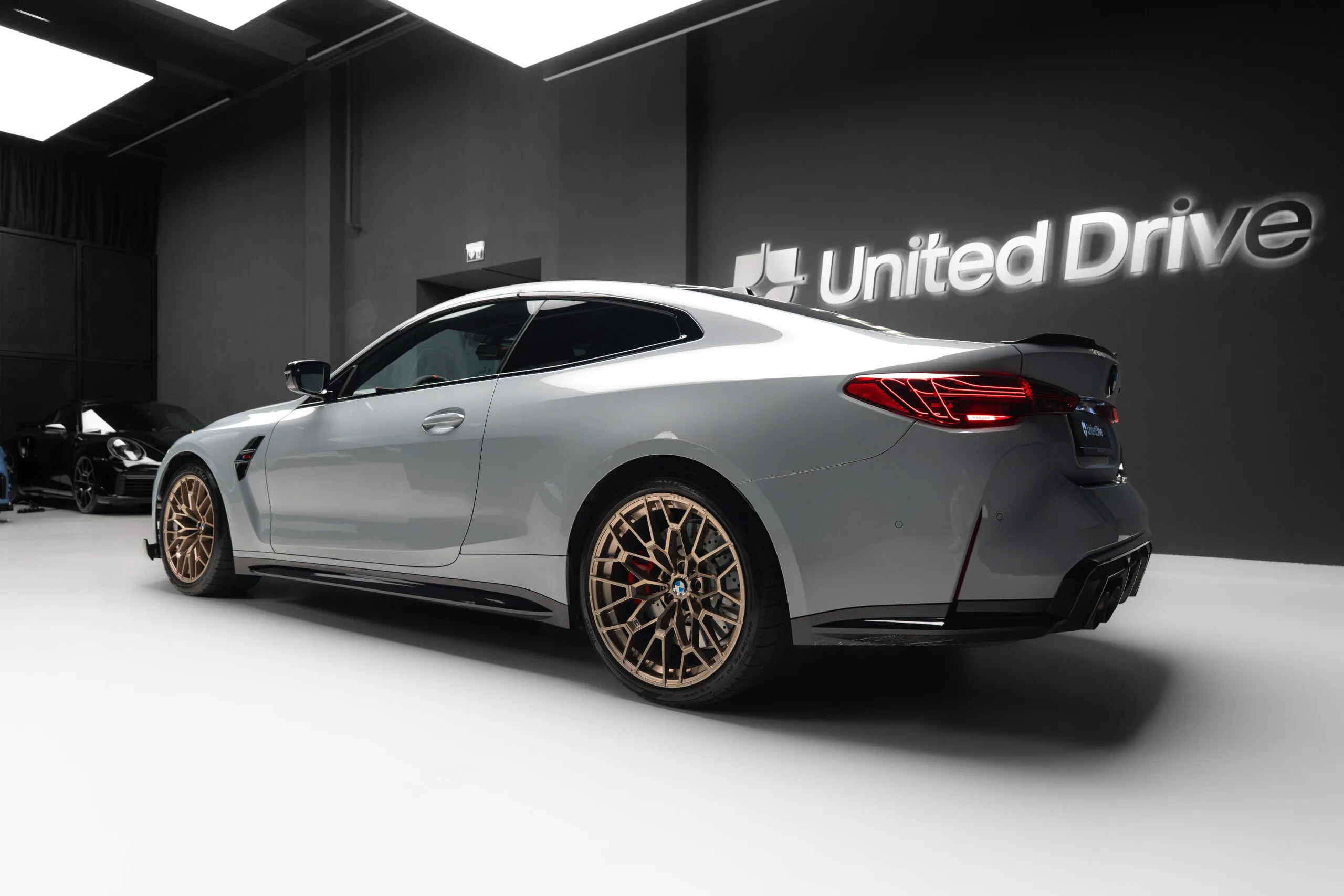 2025 BMW M4 CS, 8/30