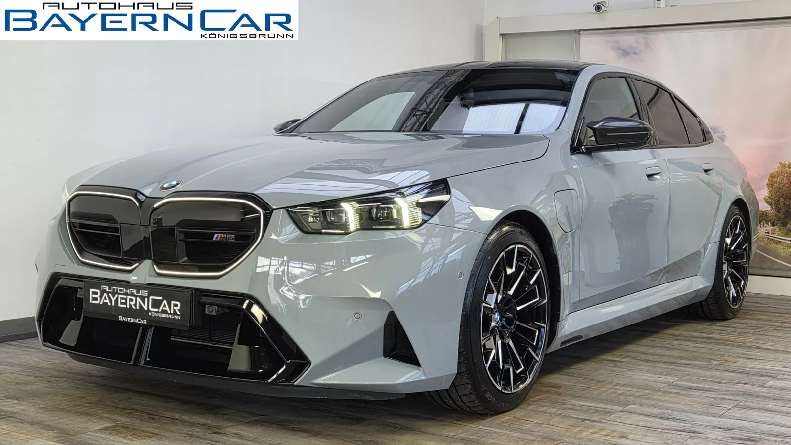 2025 BMW M5 angeboten von einem Fachhändler in Königsbrunn, Deutschland, Hauptfoto