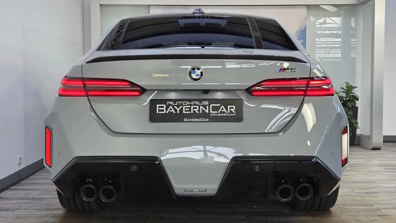 2025 BMW M5, 6/30