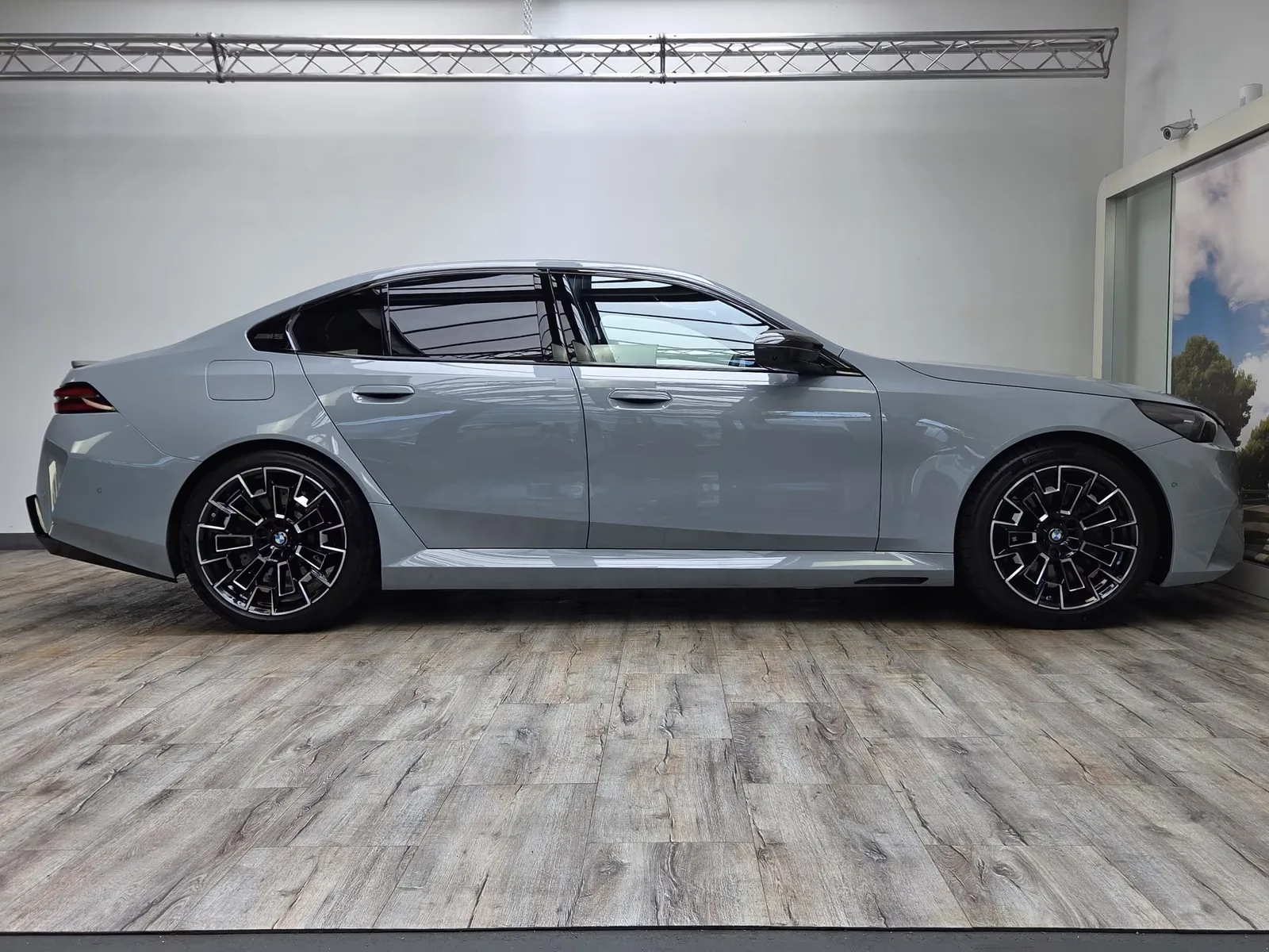 2025 BMW M5, 5/30