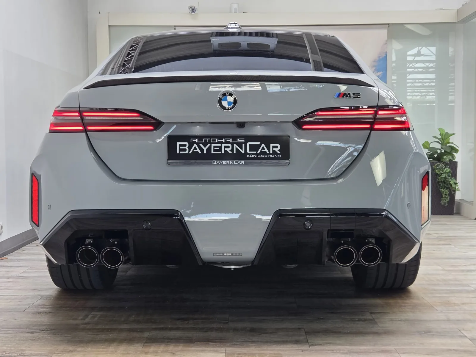 2025 BMW M5, 6/30