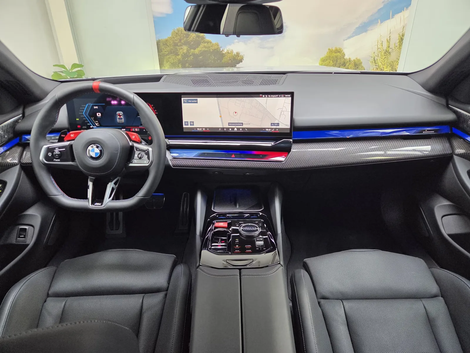 2025 BMW M5, 8/30