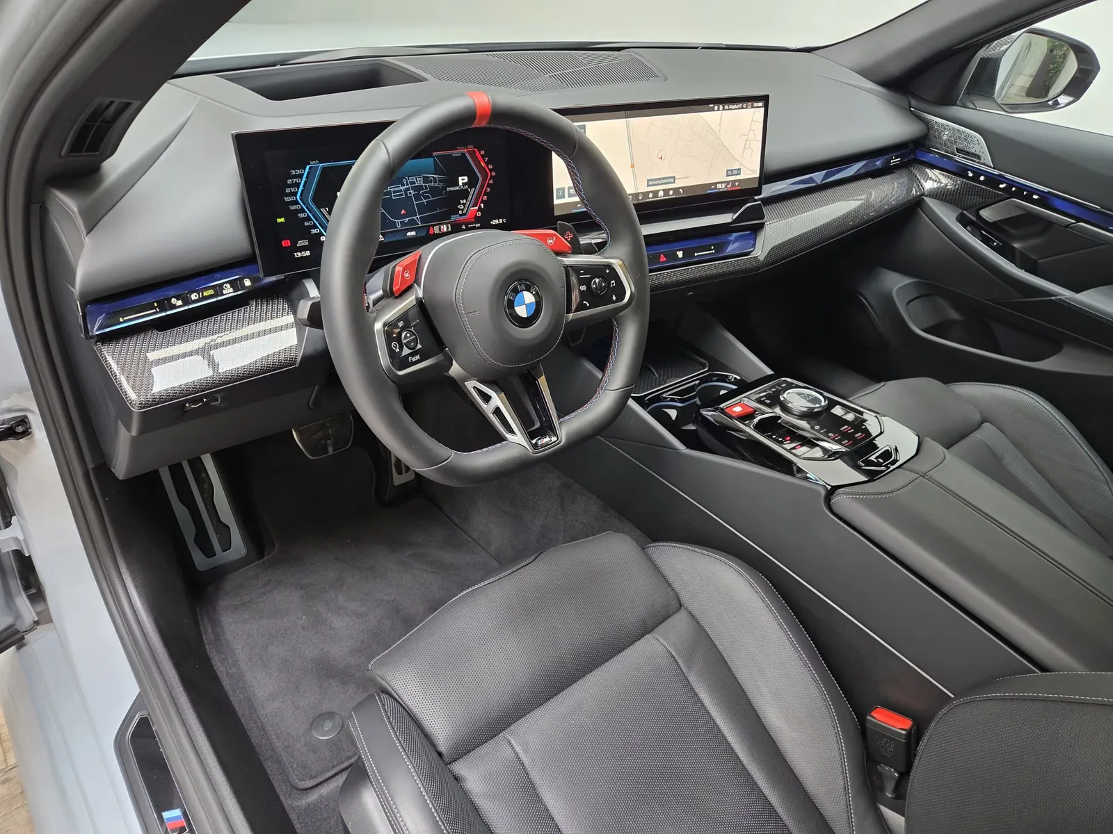 2025 BMW M5, 9/30