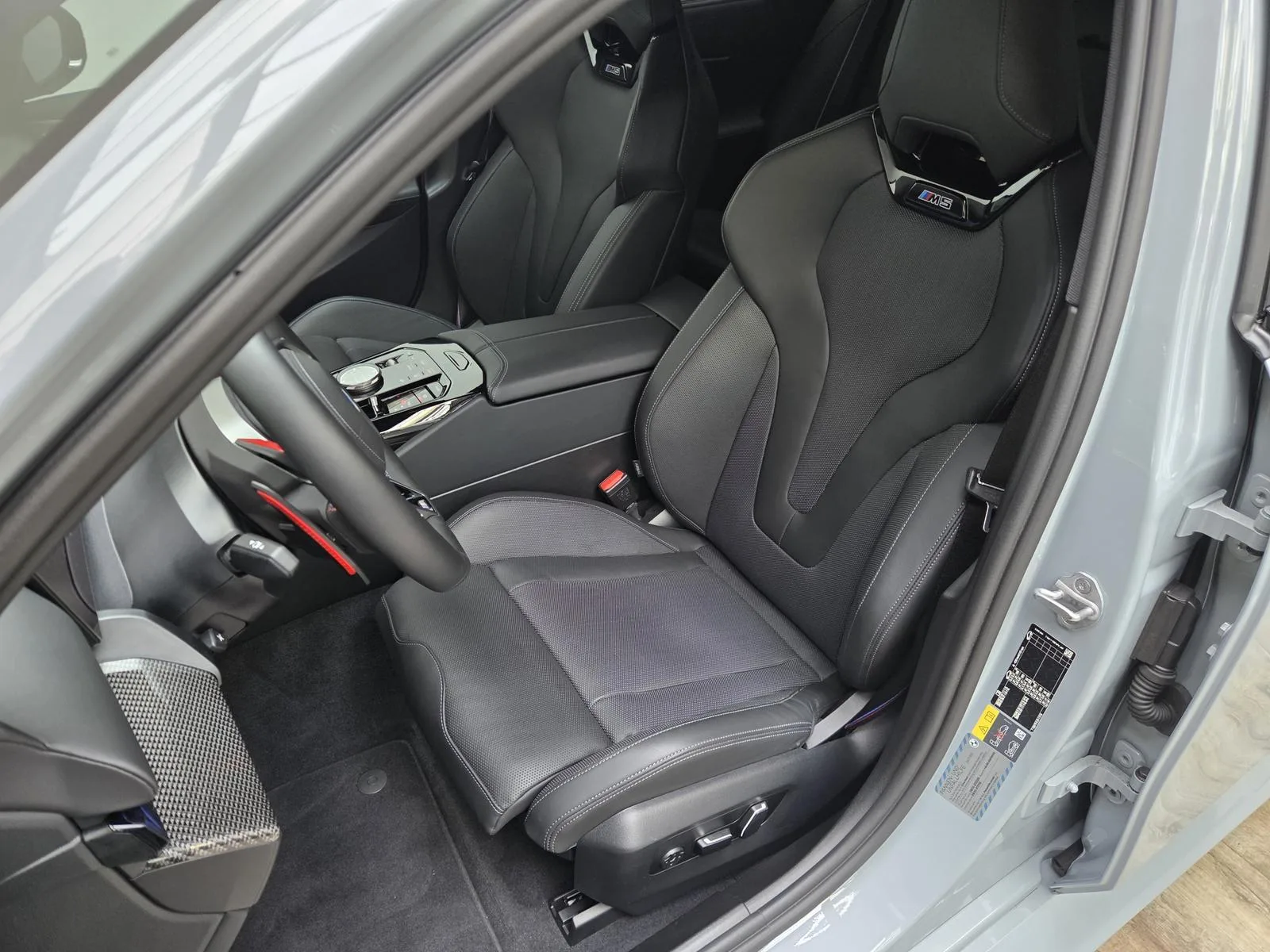 2025 BMW M5, 17/30