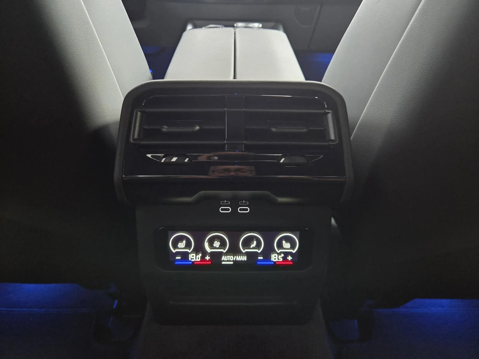 2025 BMW M5, 28/30