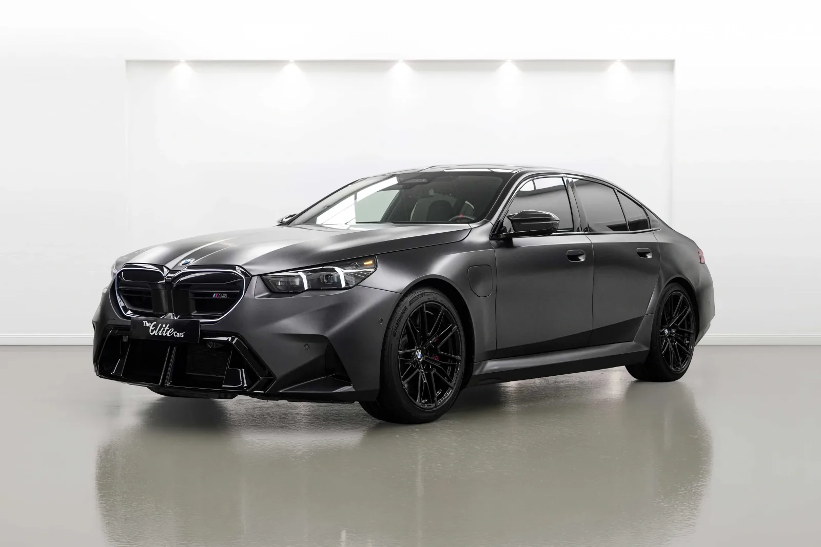 2025 BMW M5, 7/14