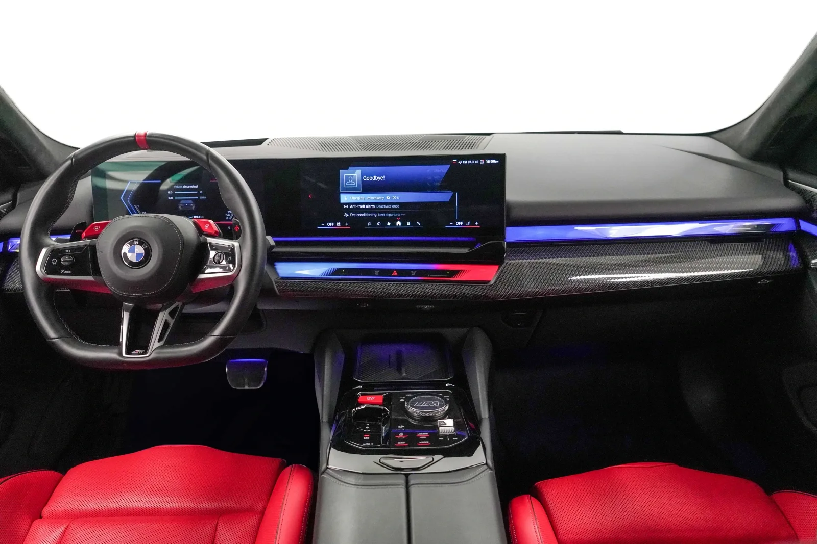 2025 BMW M5, 8/14
