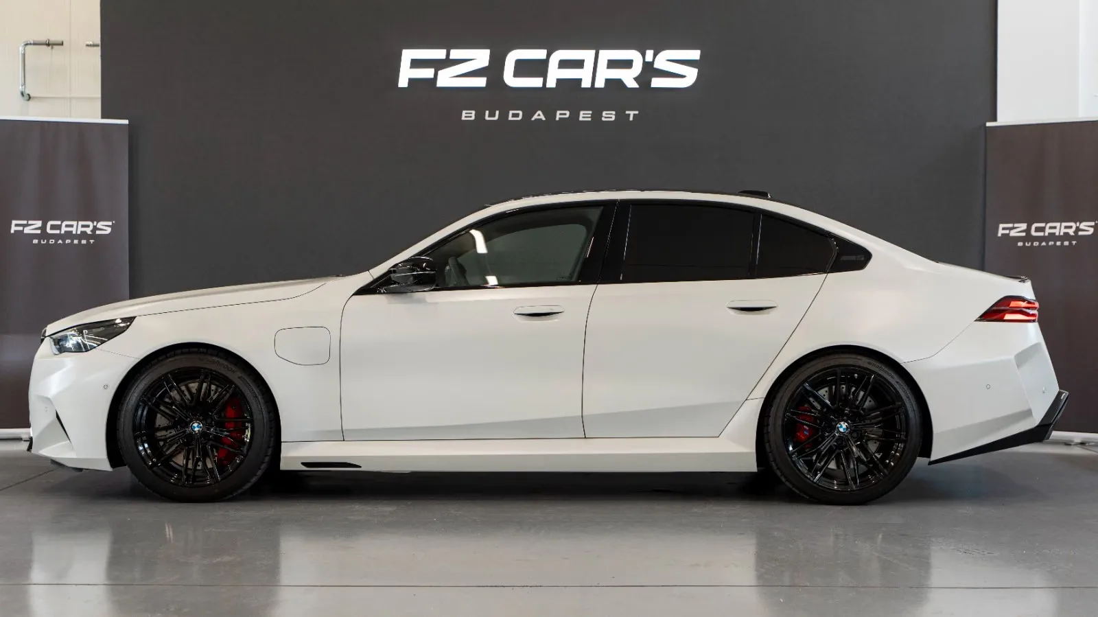 2025 BMW M5, 5/13